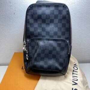 Authentic Louis Vuitton Avenue Damier Graphite Sling Bag